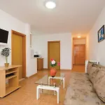 Apartament Ciovo *